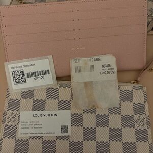 Louis Vuitton Pink Wallet authentic / used gently